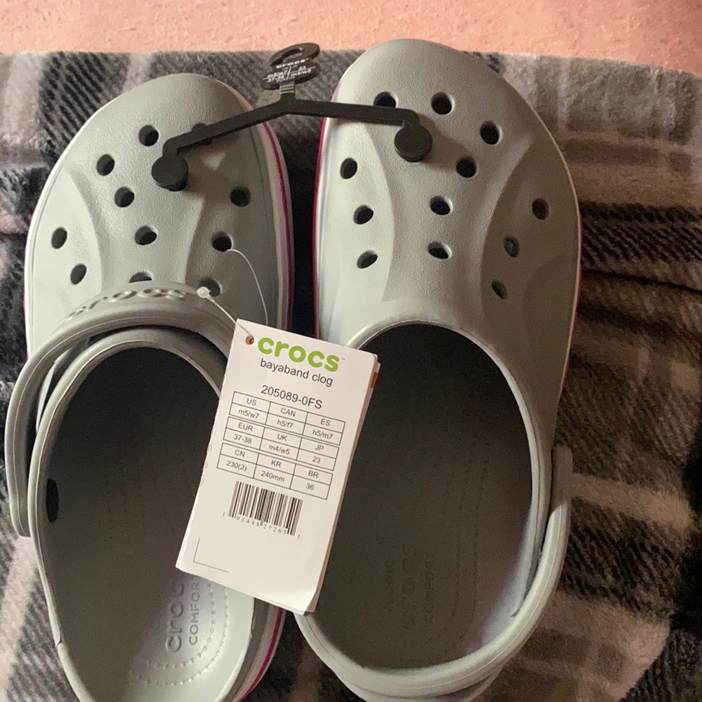 bayaband clog/ crocs